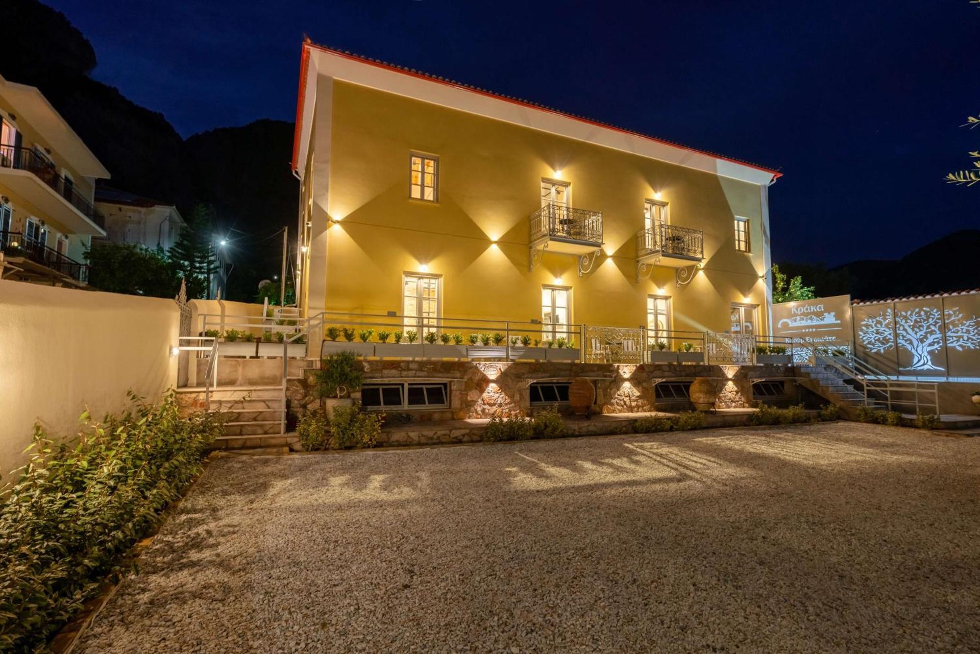 Kraka Apartments Leonidio Exterior photo